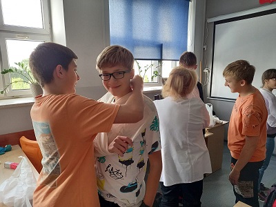 Udzielanie pierwszej pomocy w urazach układu ruchu