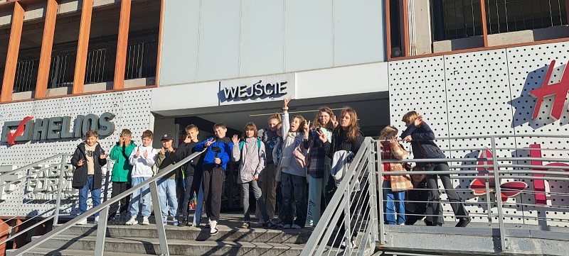 Klasa 5c w kinie w ramach programu „Helios dla szkół”