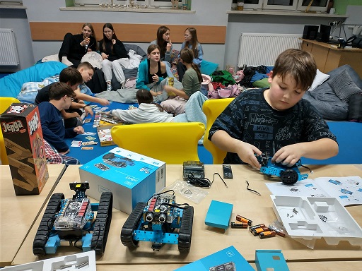 Klasa 6a nocowała w szkole