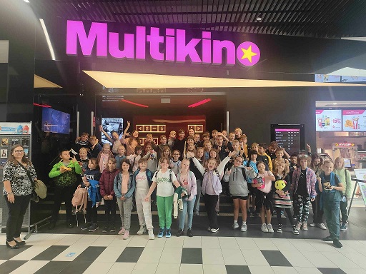 Czwarte klasy na seansie ☺️