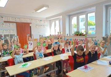 Zabawy sensoryczne przy wprowadzaniu litery M